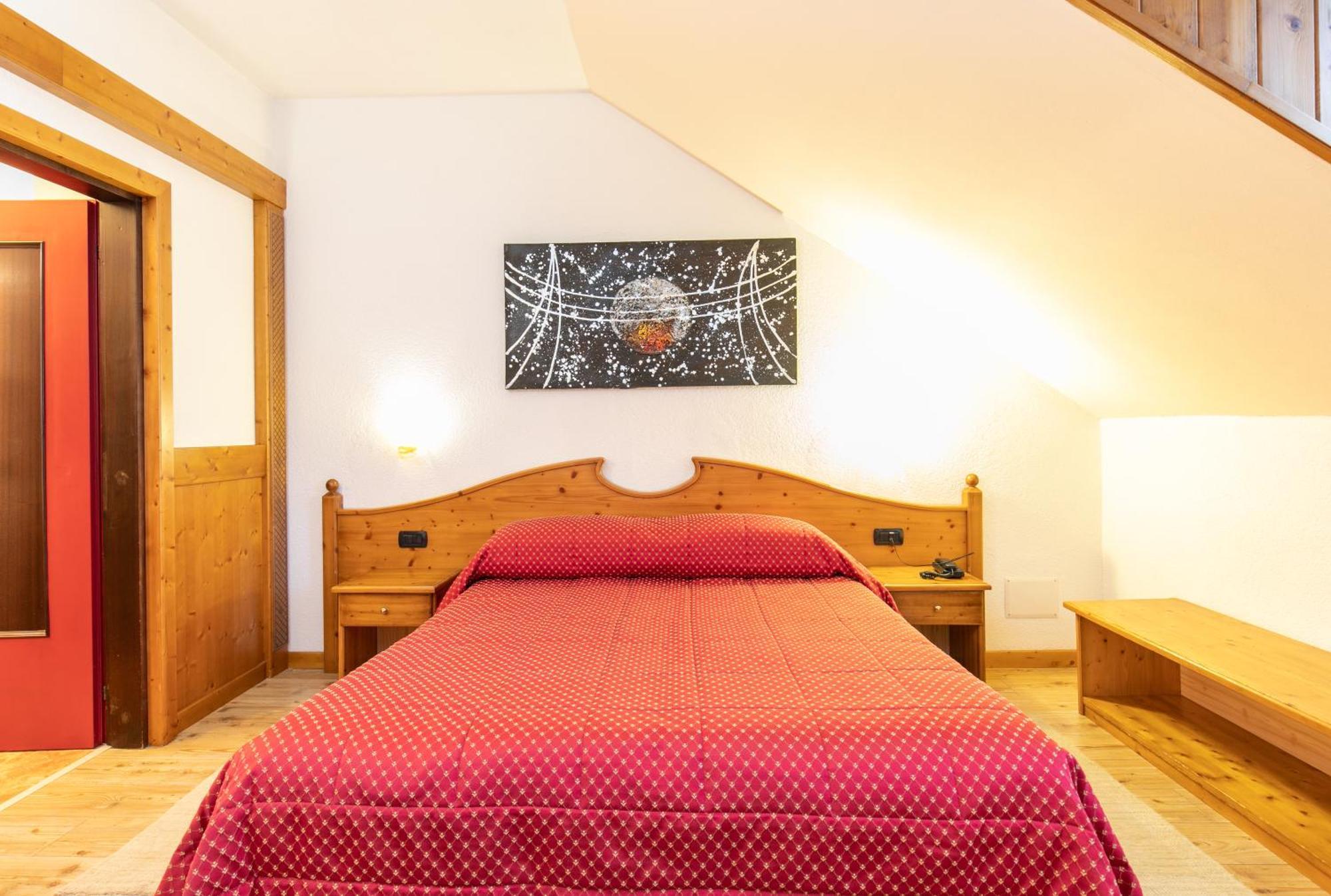 G. Hotel Des Alpes San Martino Di Castrozza Exteriör bild